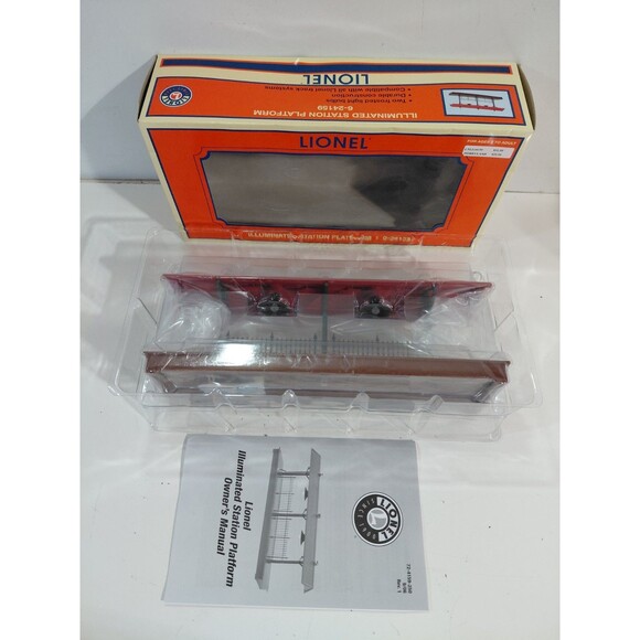 Lionel 6-24159 O Gauge Model Railroad Accessory Lighted Station Platform w/Box - Picture 1 of 16